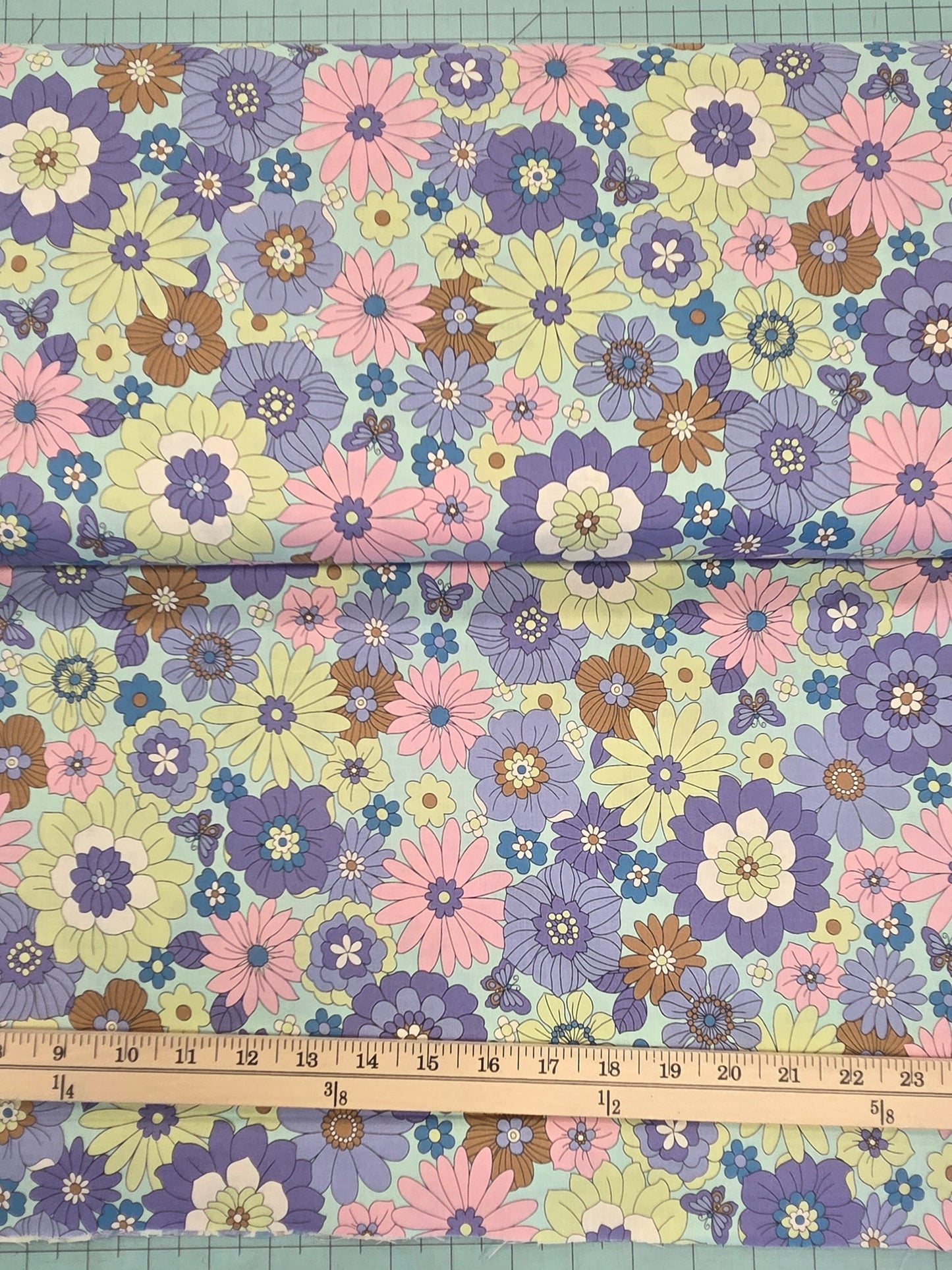Japan Import Fabric : 70's Pop Art Purple Flowers Cosmo Un/No Cotton Woven-by the yard
