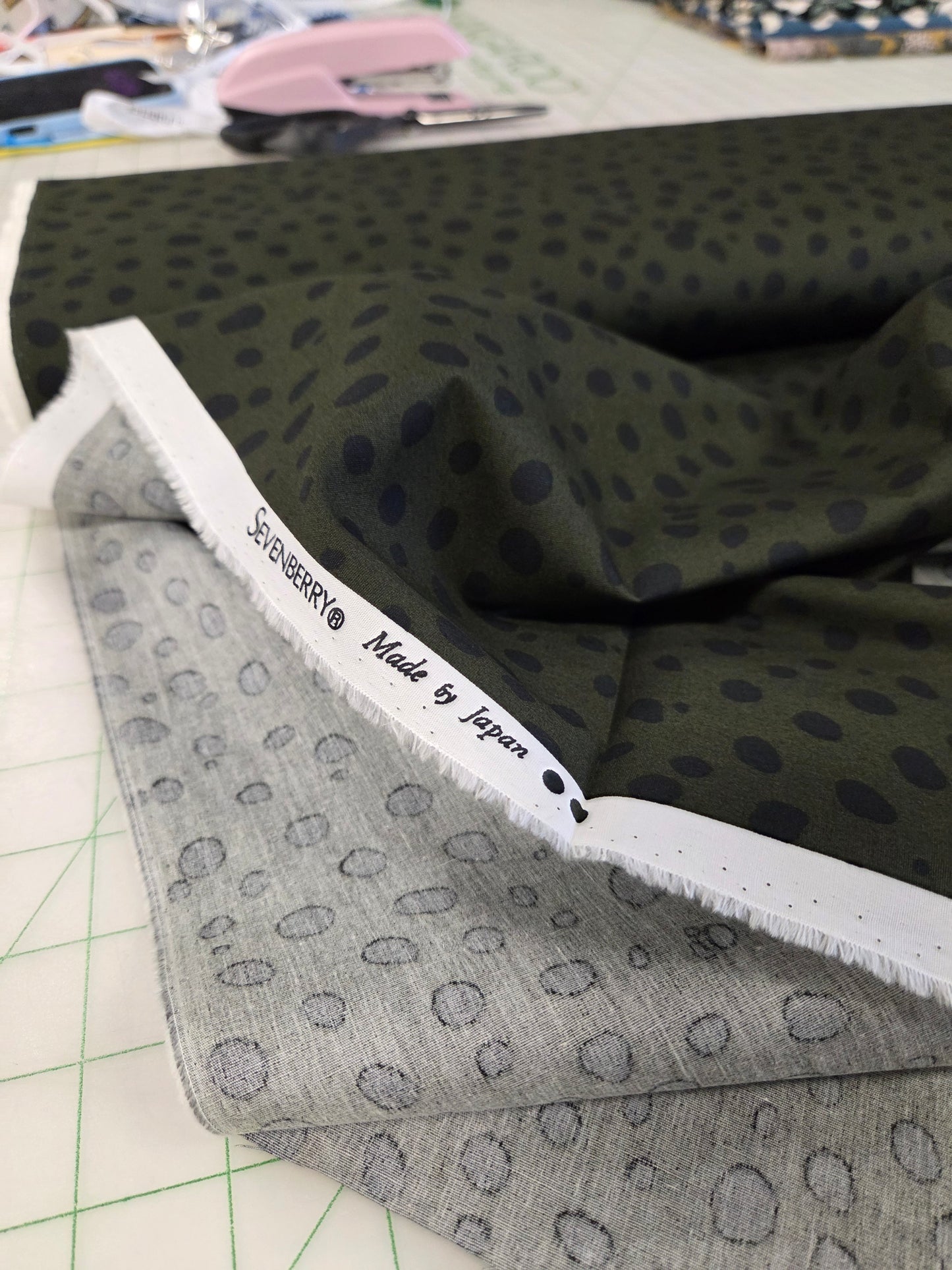 Japan Fabrics: Sevenberry Cotton Multi-Dot Green and Black Broadcloth 110 GSM Woven- by the yard