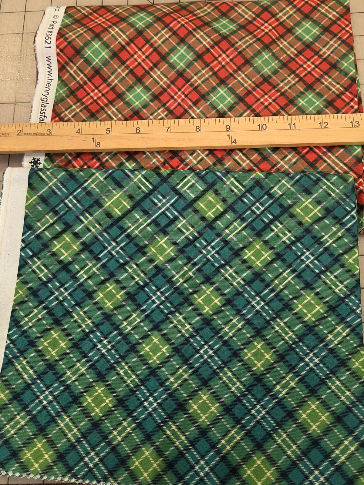 Online Quilting Bundle: 2 yards of Plaid Sweet Christmas Memories Cotton Wovens- As pictured 2 looks