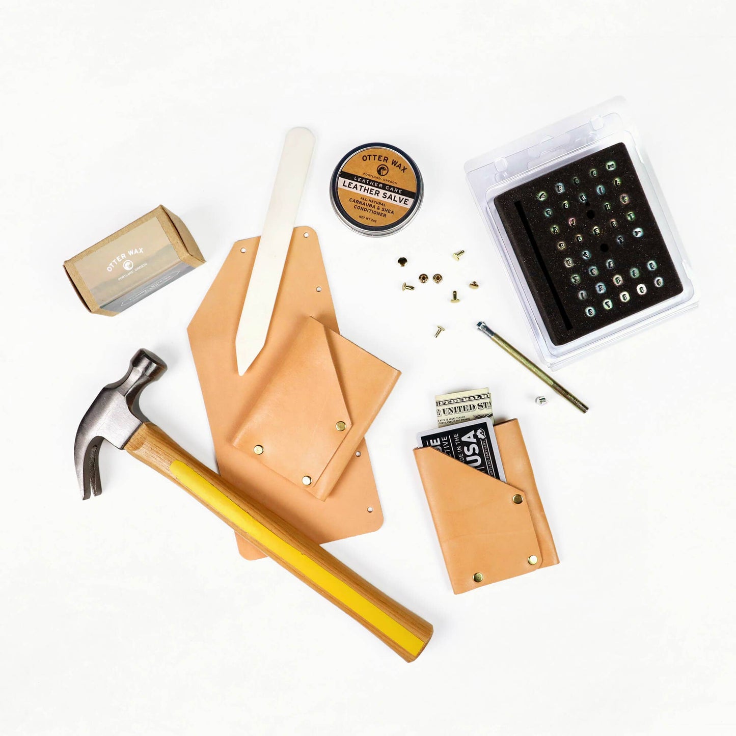 Sewing Kit: DIY Vegetable-Tanned Leather Card Holder Kit by Klum House : Tan - 1 pack
