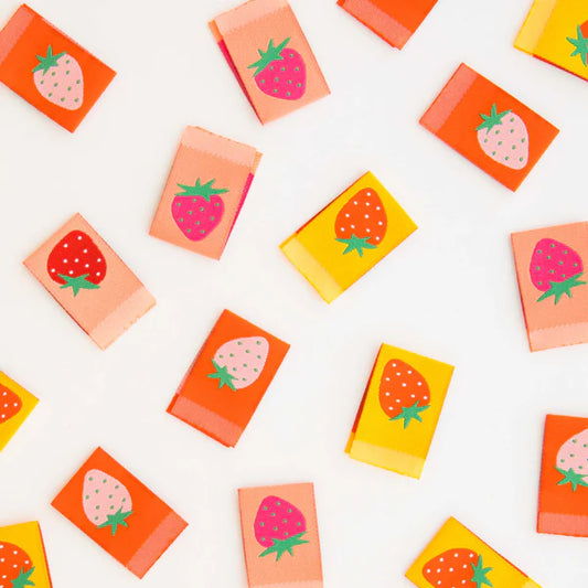 Notion: Sarah Hearts Labels Strawberries Multipack - Sewing Woven Clothing Label Tags-1 pack