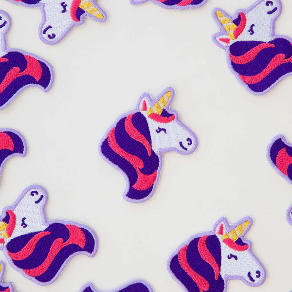 Notion: Sarah Hearts Woven Unicorn Iron On Patch- 1 pack