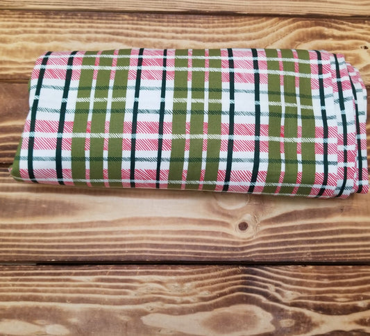 End of Bolt ;2.5 yards of Moda Fabrics " To be Jolly" Plaid Quilting Cotton Woven-remnant