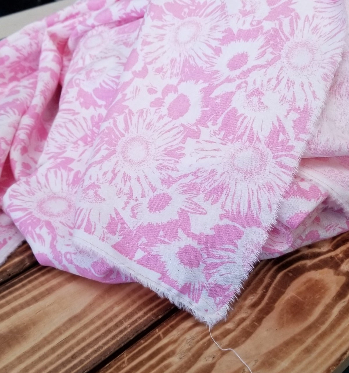 End of Bolt: 4-7/8th yards of Linen Blend Deadstock Pink and Ivory Scattered Sunflowers Florals Woven- Remnant