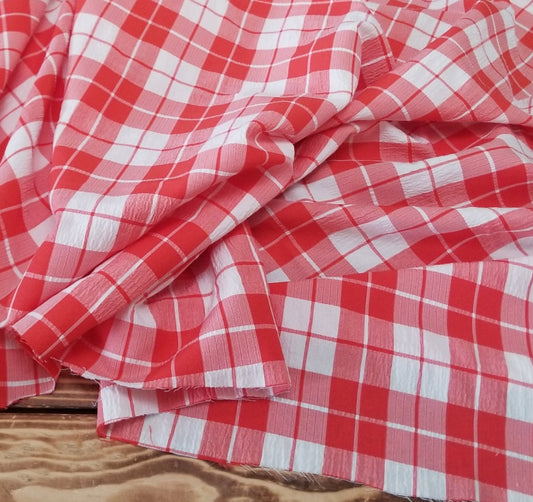 End of Bolt: 4 yards of Designer Deadstock Apple Red Picnic Gingham White Textured Seersucker Poly Rayon Spandex Woven