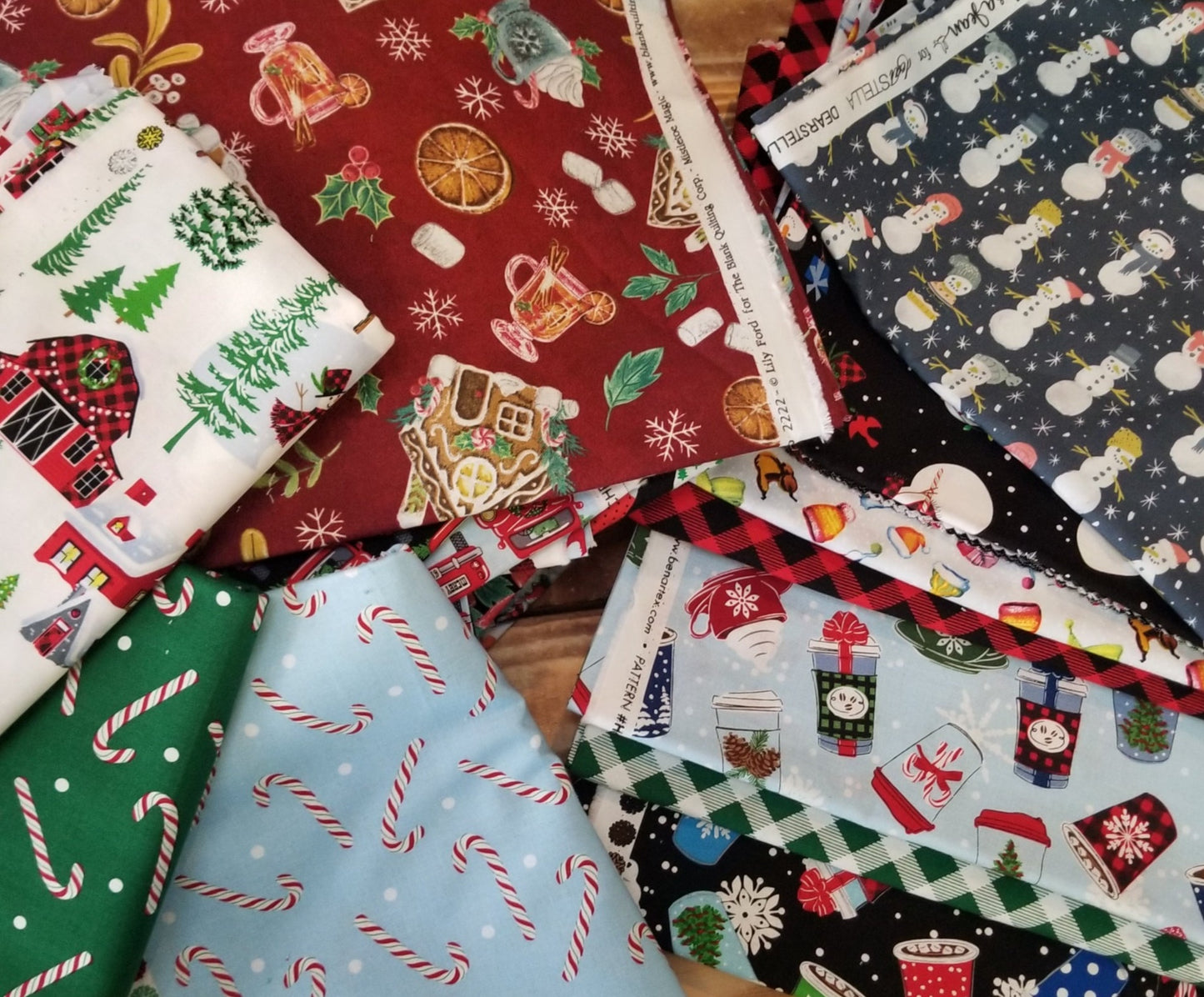 Mystery Pack: 5 yards of Christmas Inspired Quilting Cotton Pack: Assorted