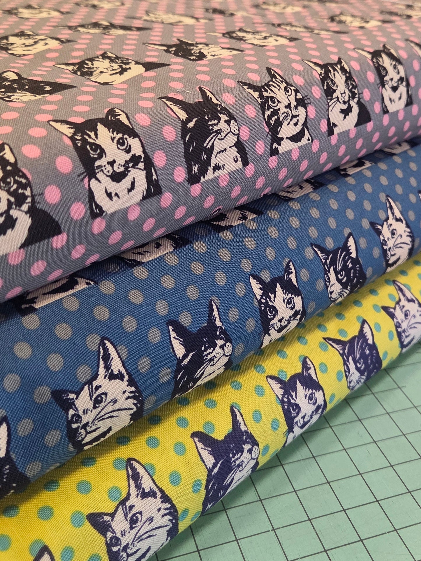 Japan Fabrics: Cats with Dots Retro Pop Art Cotton Sheeting Woven- by the yard