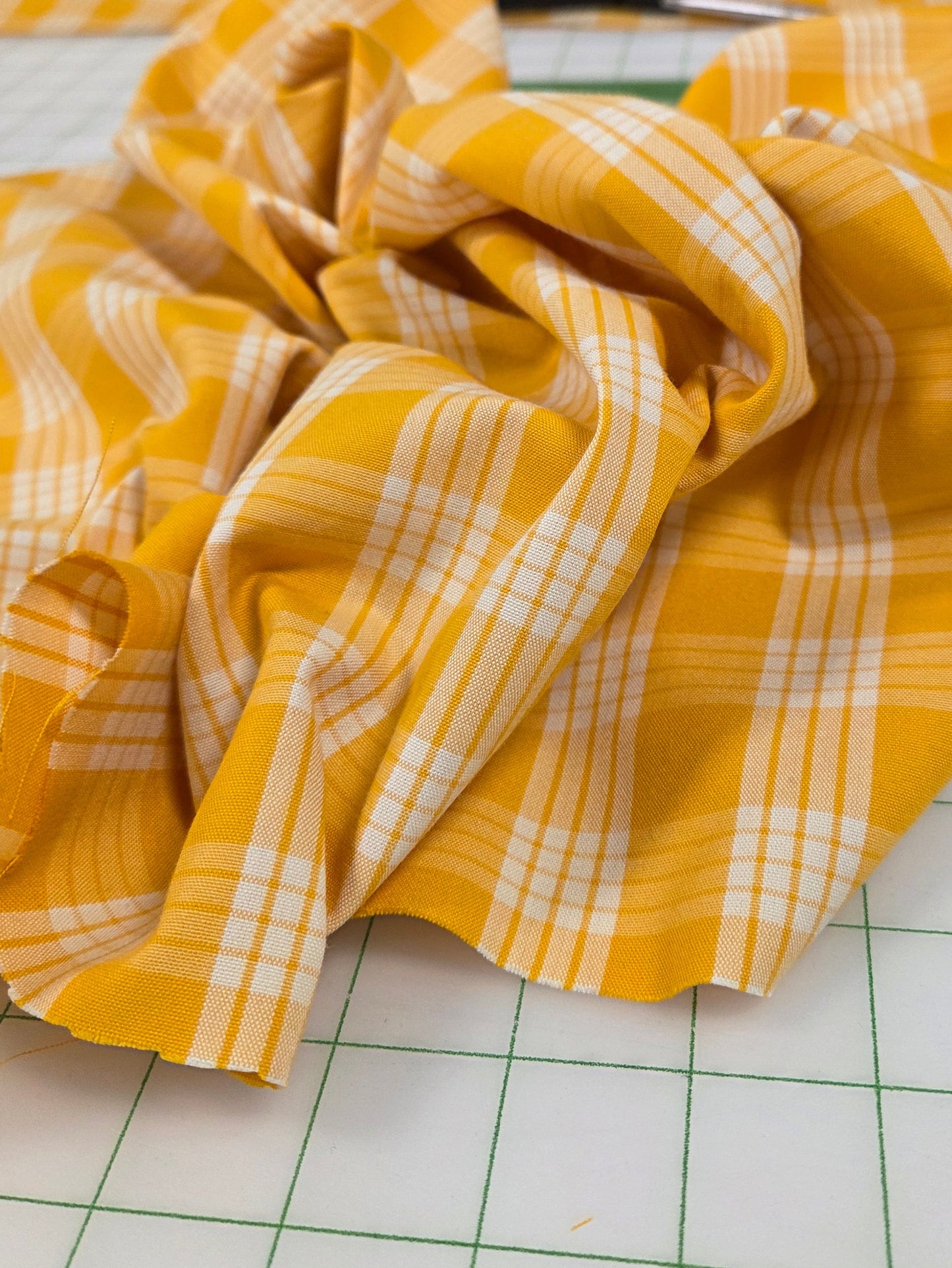 golden plaid cotton woven for clothmaking