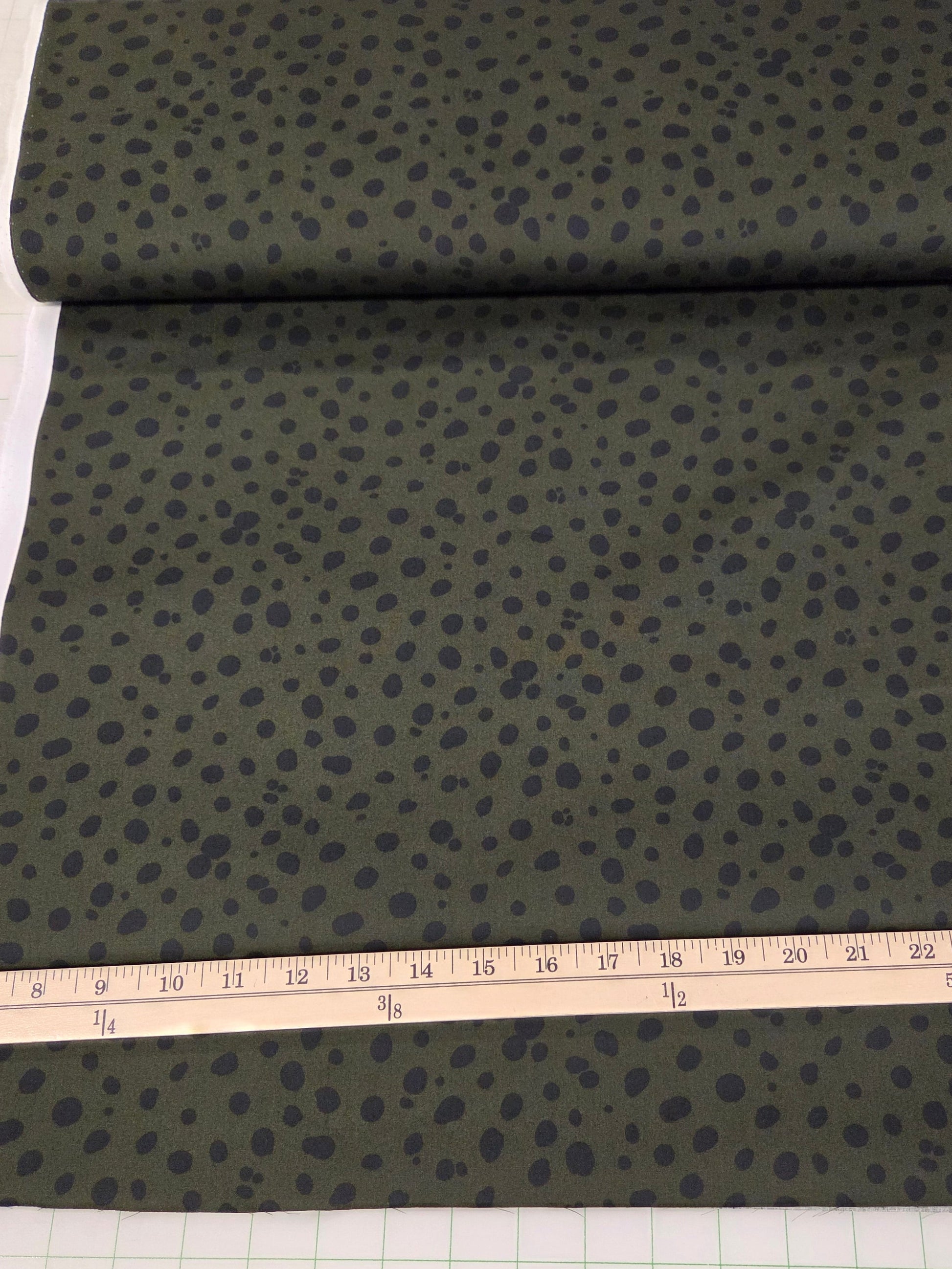 sevenberry cotton woven dots