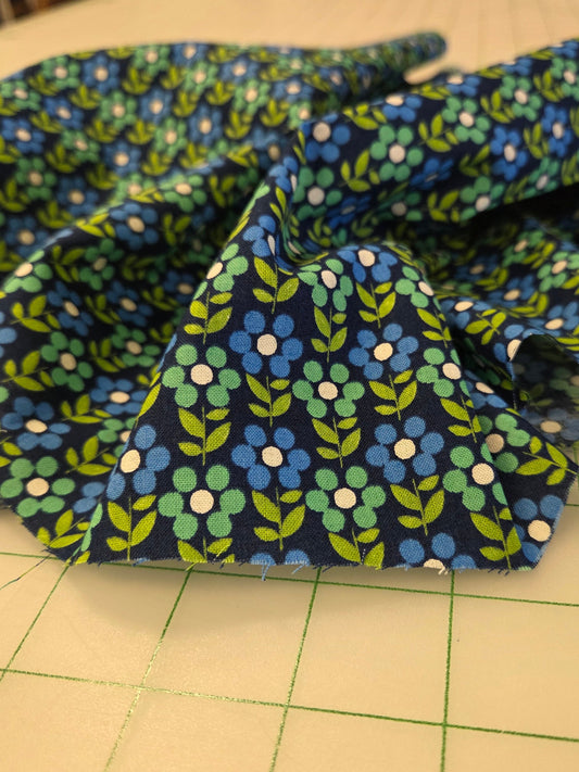 Japan Fabrics: Sevenberry Scandi Inspired Blue and Green Donut Floral Motifs Cotton Sheeting Woven 115GSM- by the yard