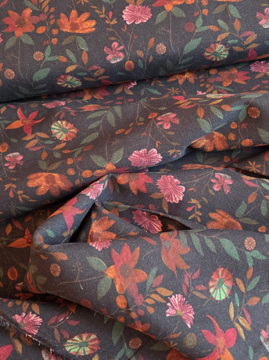 cotton linen floral meadows woven, dark navy with burgundy florals