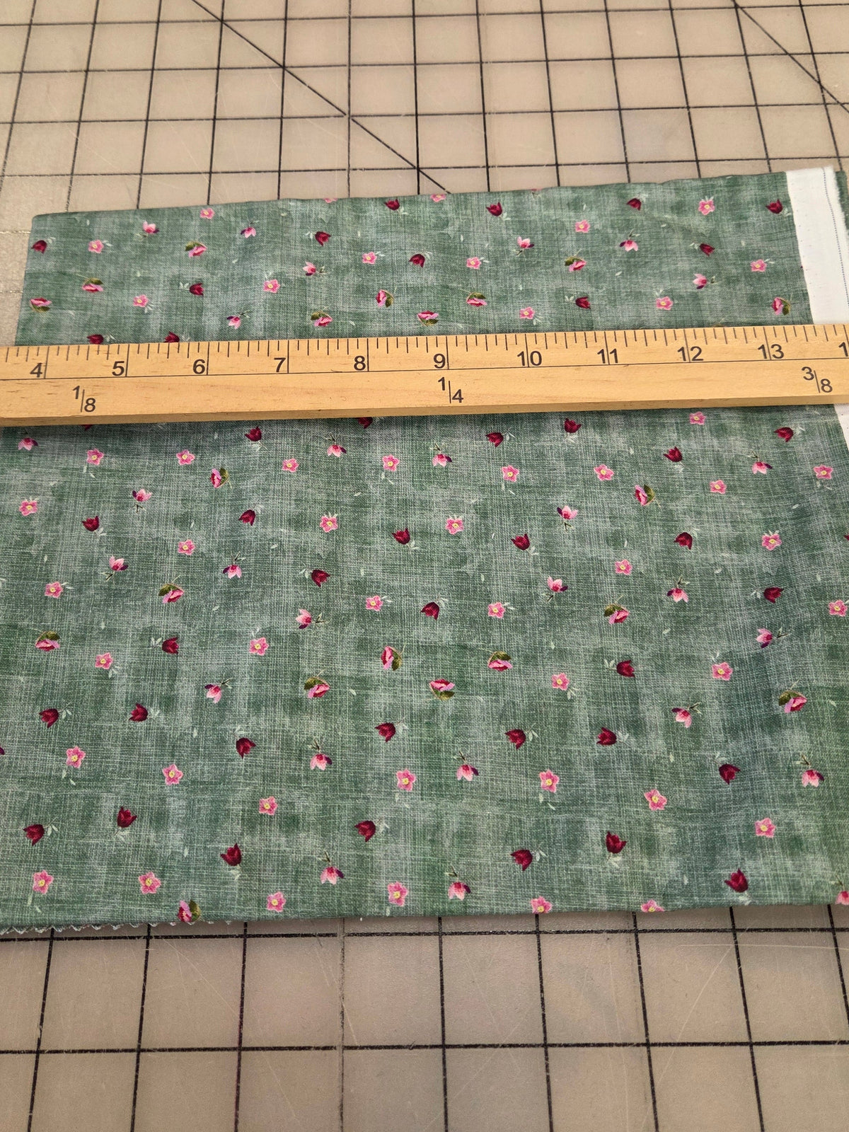 Online Quilting Cotton: 1 yard of Lush and Lavish by Elsie Ess  Cotton Woven -As pictured