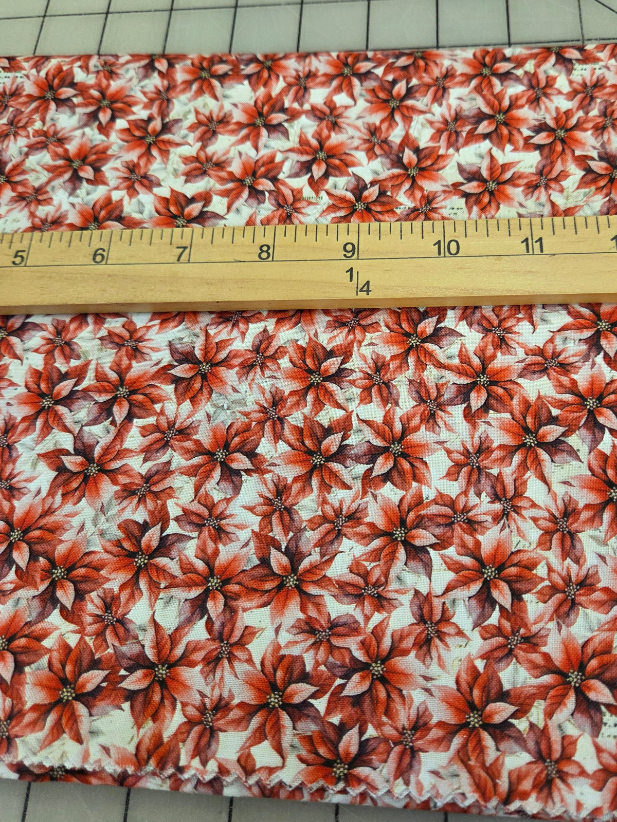 Online Quilting Cotton: 1 yard of Poinsettia Christmas Magic Cotton by Blank Quilting- As  pictured 1 yard cut