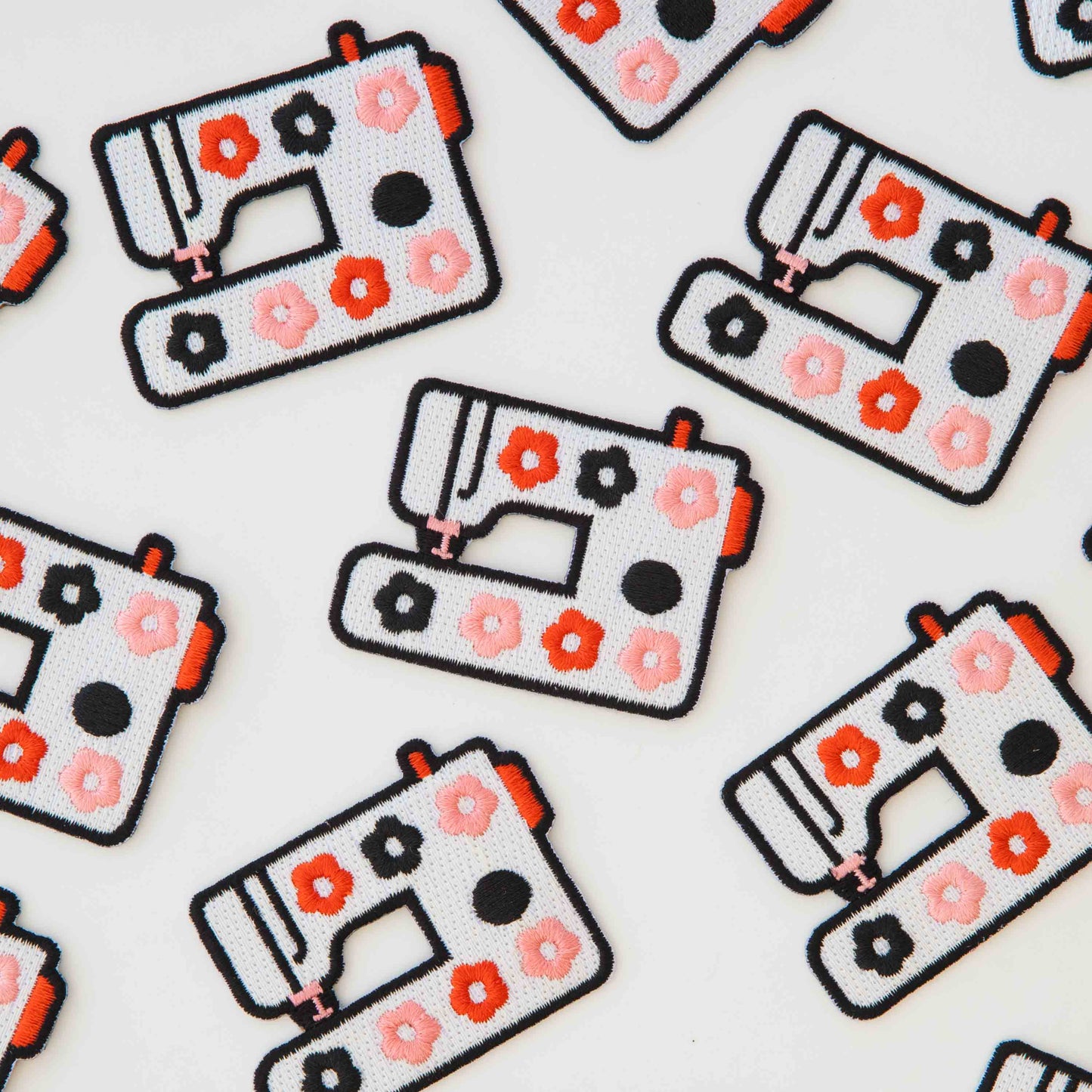 Notions: Sarah Hearts Daisy Sewing Machine Iron-On Patch(5.2cmX4.4cm) 1pack