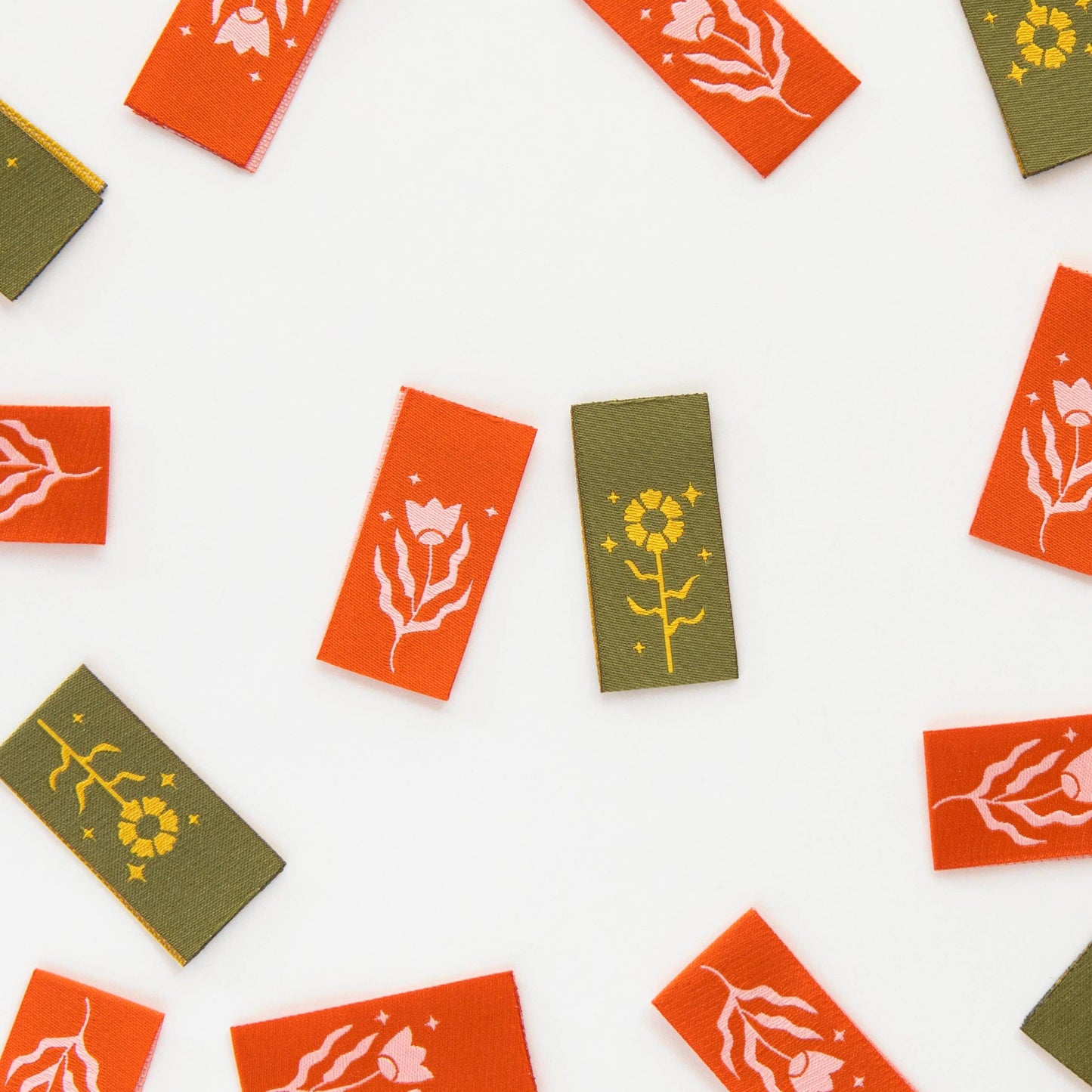 Sarah Hearts Floral Design Multipack Woven Sewing Labels- 1 pack