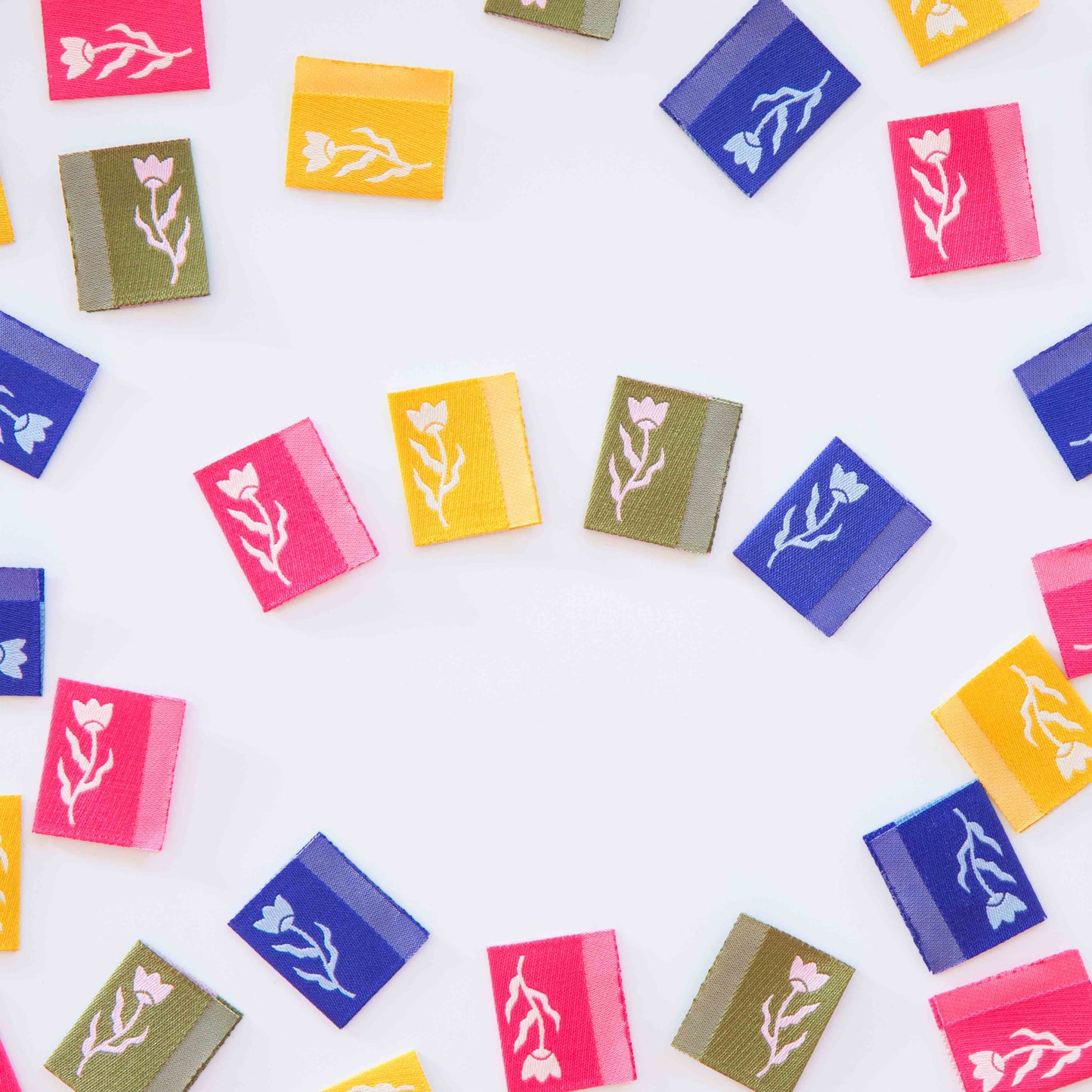 Notions: Sarah Hearts Floral Side Woven Labels Multipack