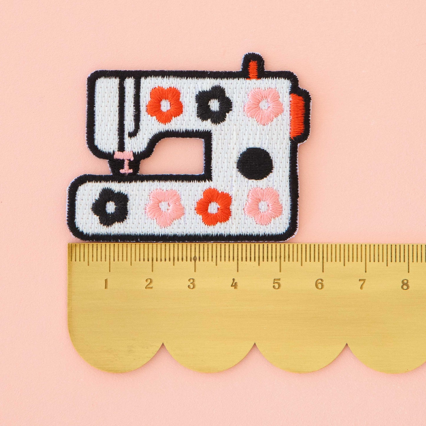 Notions: Sarah Hearts Daisy Sewing Machine Iron-On Patch(5.2cmX4.4cm) 1pack