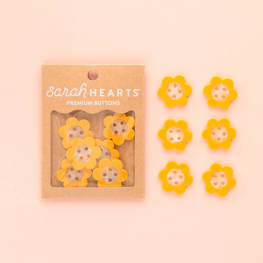Notions: Sarah Hearts Yellow Daisy Large 1" Buttons-1 pack