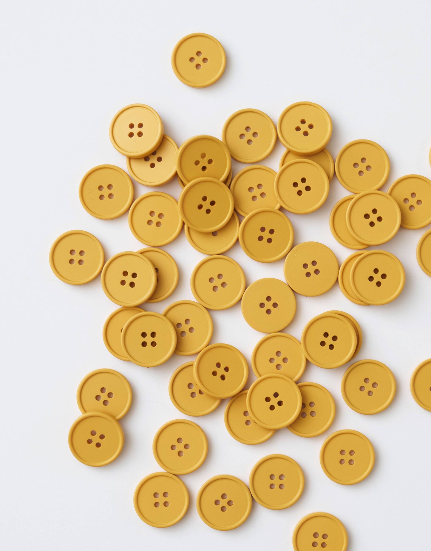 Sewing Notions: Matchy Matchy Sewing Club Mustard Retro Buttons: Set of 6 -1 pack