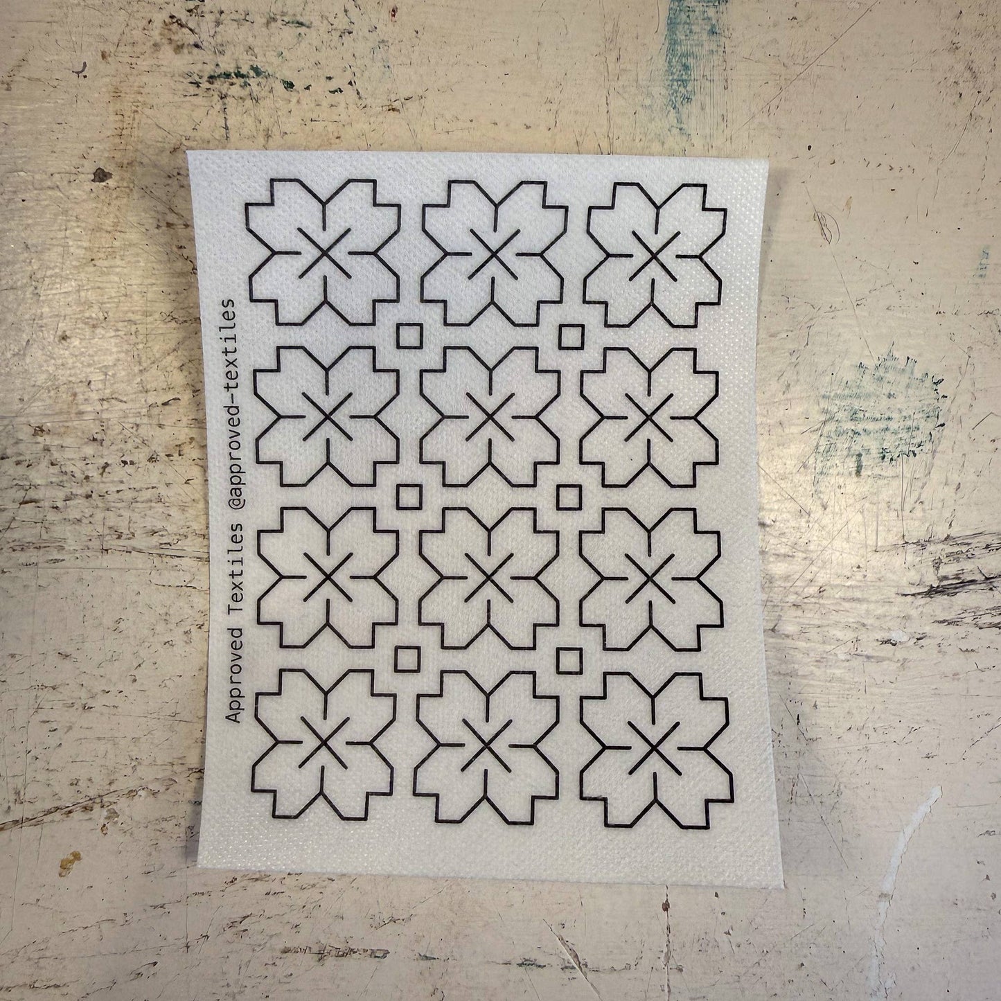 Sashiko and Visible Mending: Hana Fukin Flowers Mending + Embellishment Transfer ( 4 looks)- 1 pack