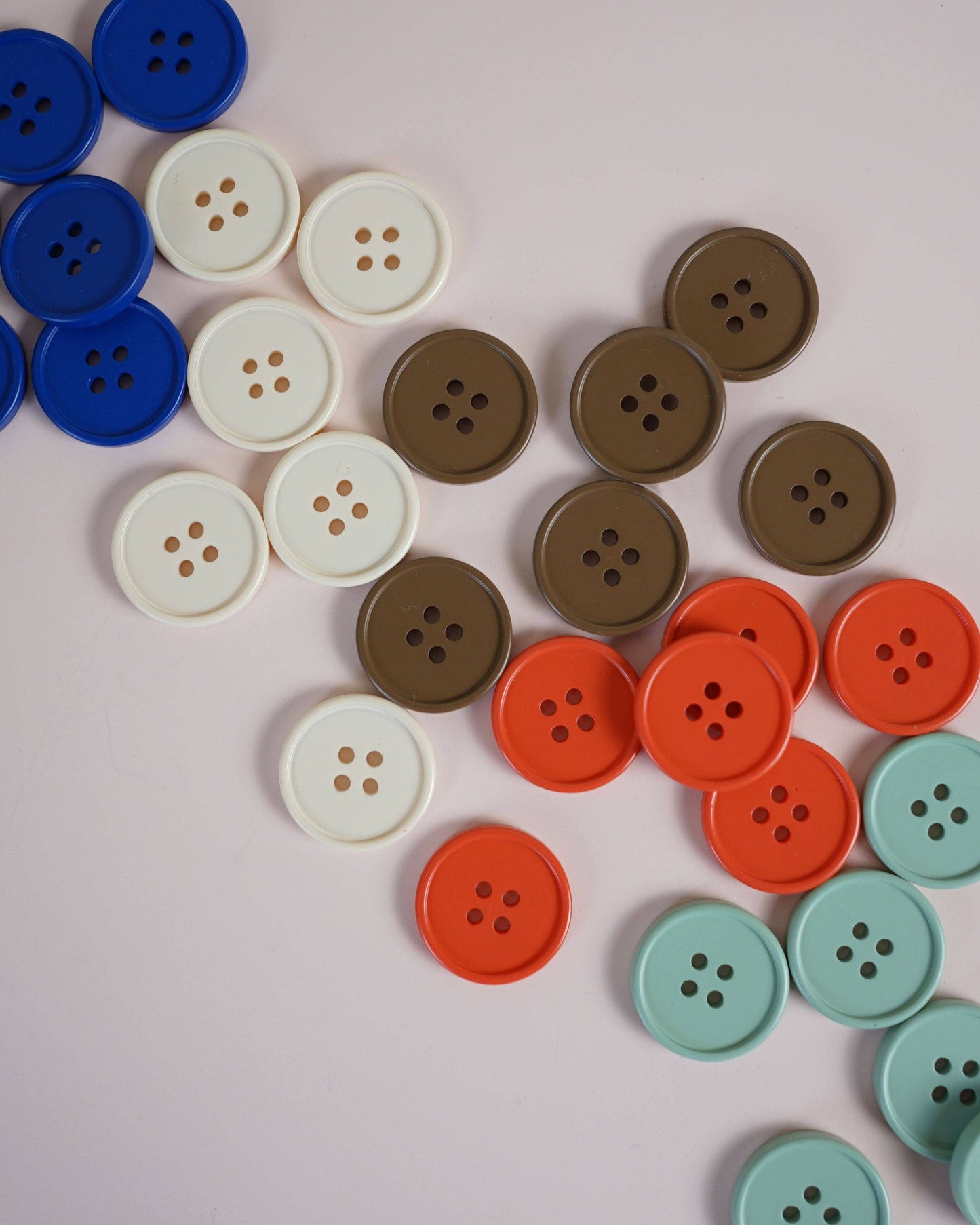 Sewing Notions: Matchy Matchy Sewing Club Tomato Retro Buttons: Set of 6-1 pack