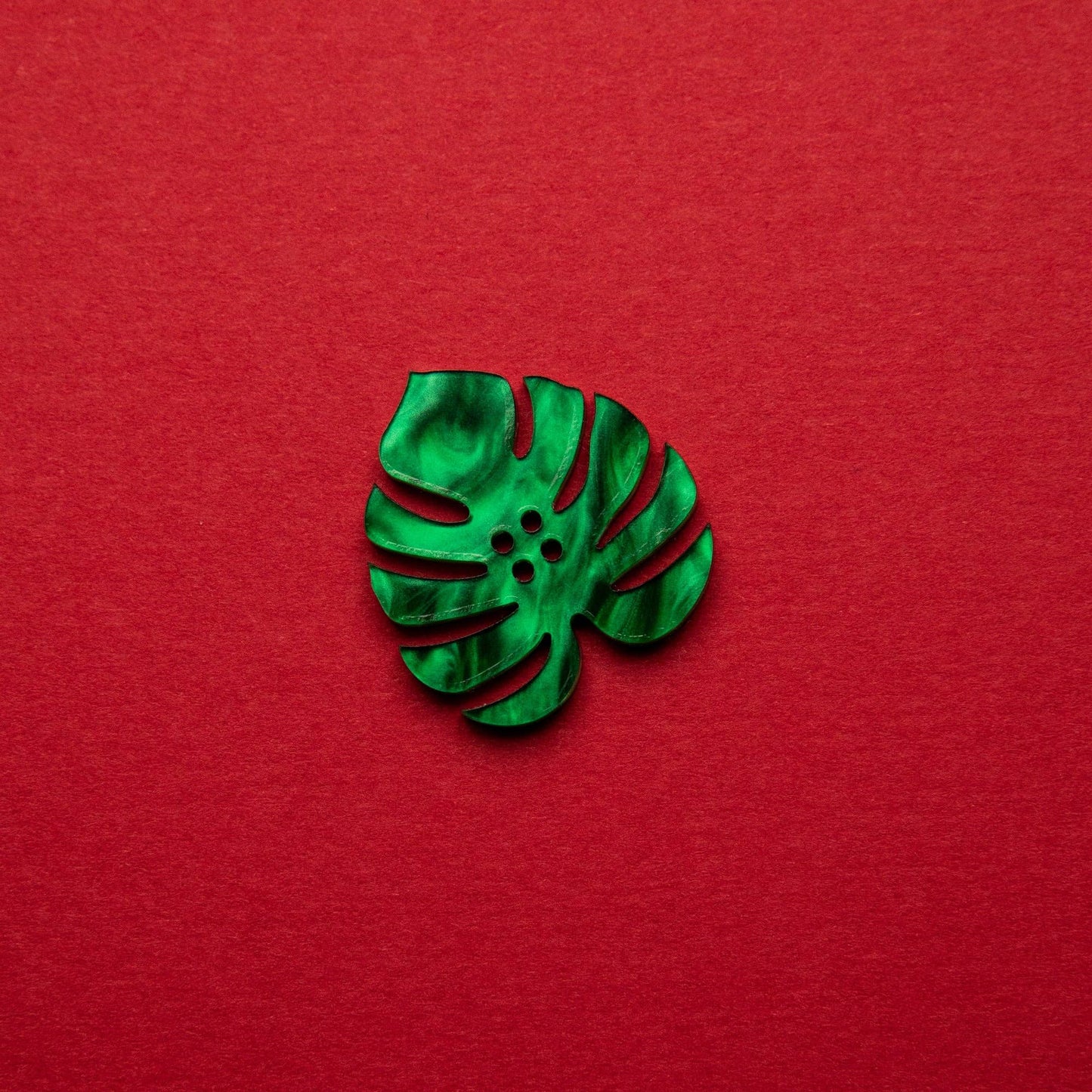 Sewing Supplies: Acrylic Monstera Leaf Button Iridescent Green Pearl 1"inch- 8 in a Pack