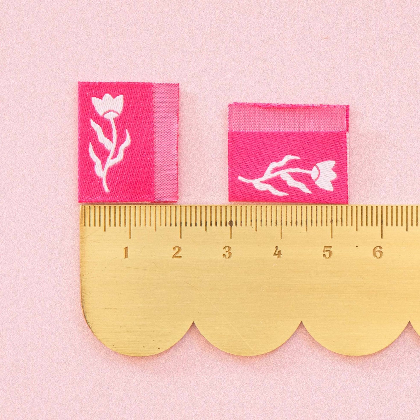 Notions: Sarah Hearts Floral Side Woven Labels Multipack