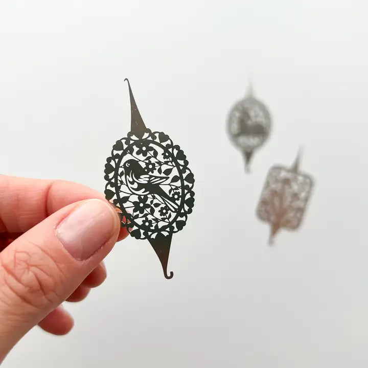 Notions:  Needle Woodland Theme Threader for Embroidery , Sashiko, Cross-Stitch-Birds