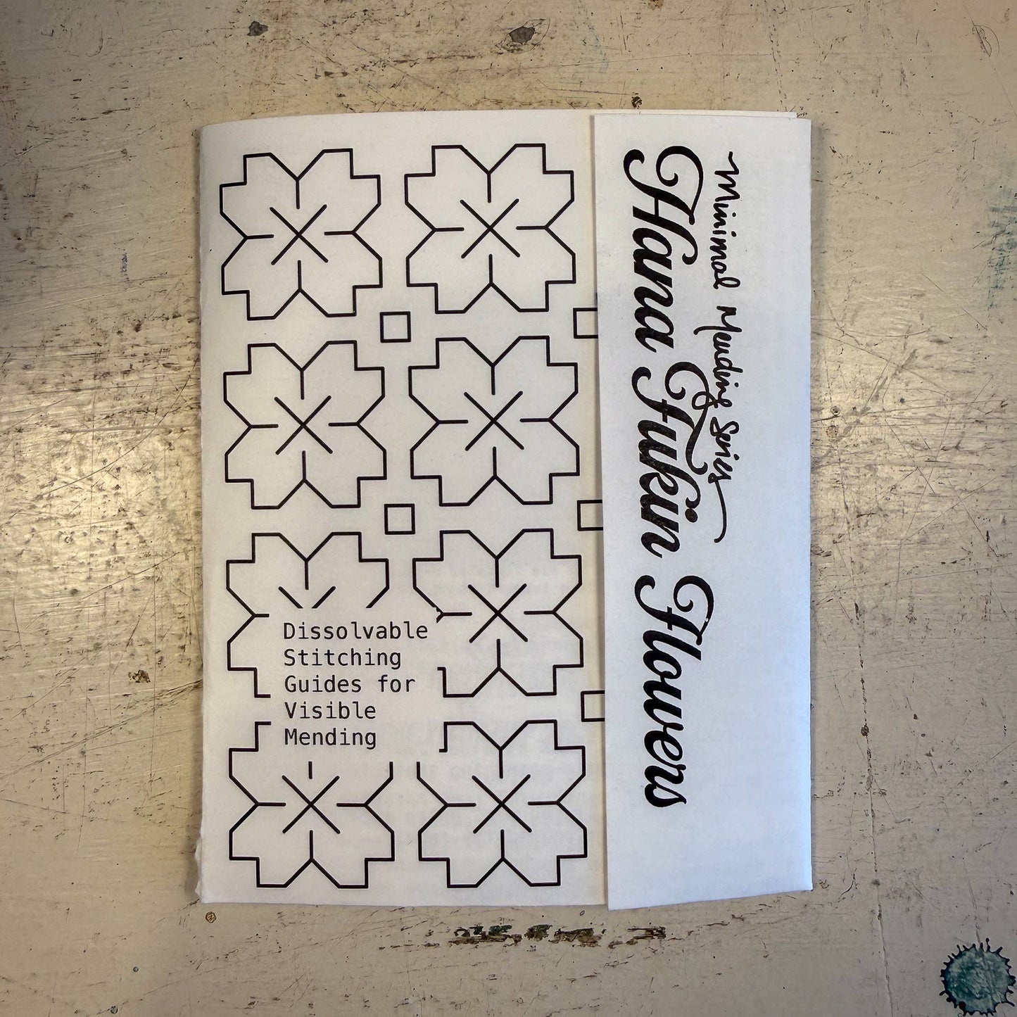 Sashiko and Visible Mending: Hana Fukin Flowers Mending + Embellishment Transfer ( 4 looks)- 1 pack