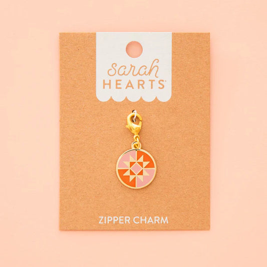 Notion: Sarah Hearts Round Quilt Star Zipper Charm ( 2.1"x2.1")- 1 charm pack